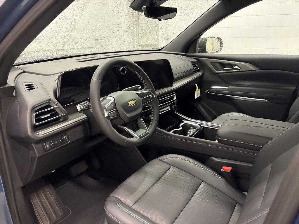 new 2026 Chevrolet Traverse car, priced at $43,920