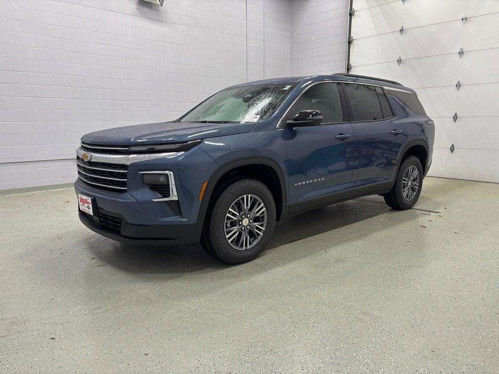 new 2026 Chevrolet Traverse car, priced at $43,920