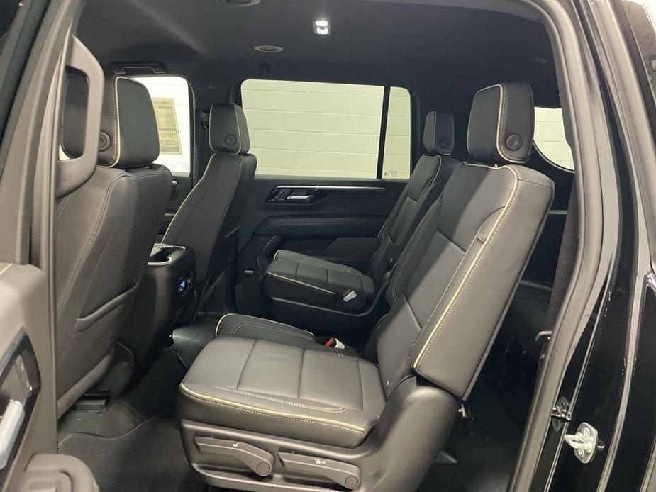 new 2025 Chevrolet Suburban car, priced at $78,095