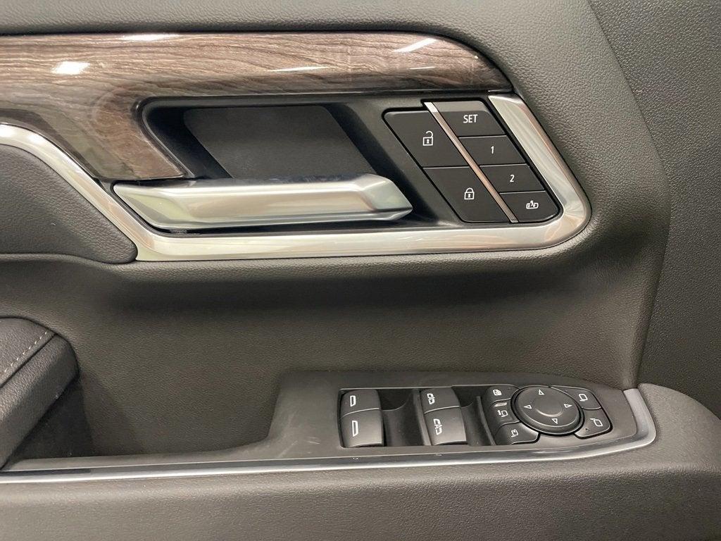 new 2025 Chevrolet Silverado 3500 car, priced at $78,185