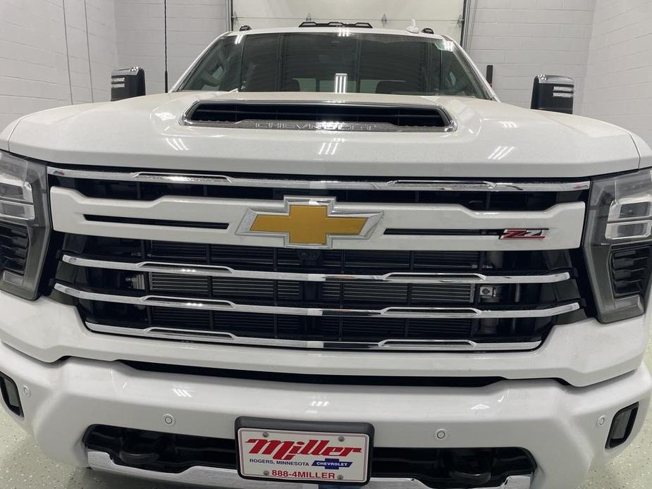 new 2025 Chevrolet Silverado 3500 car, priced at $78,640