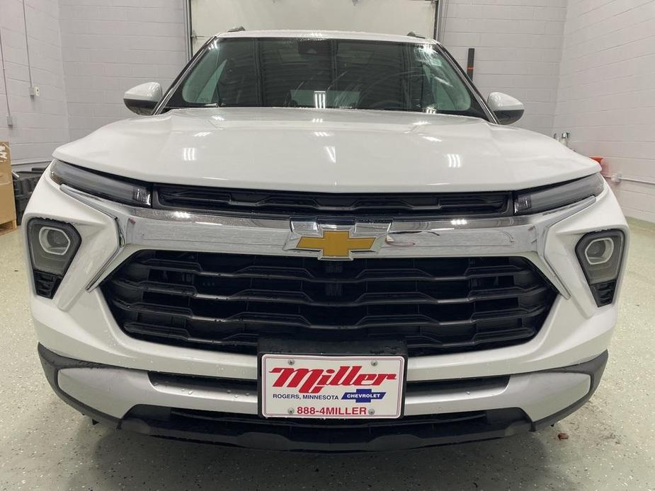 new 2025 Chevrolet TrailBlazer car, priced at $30,475