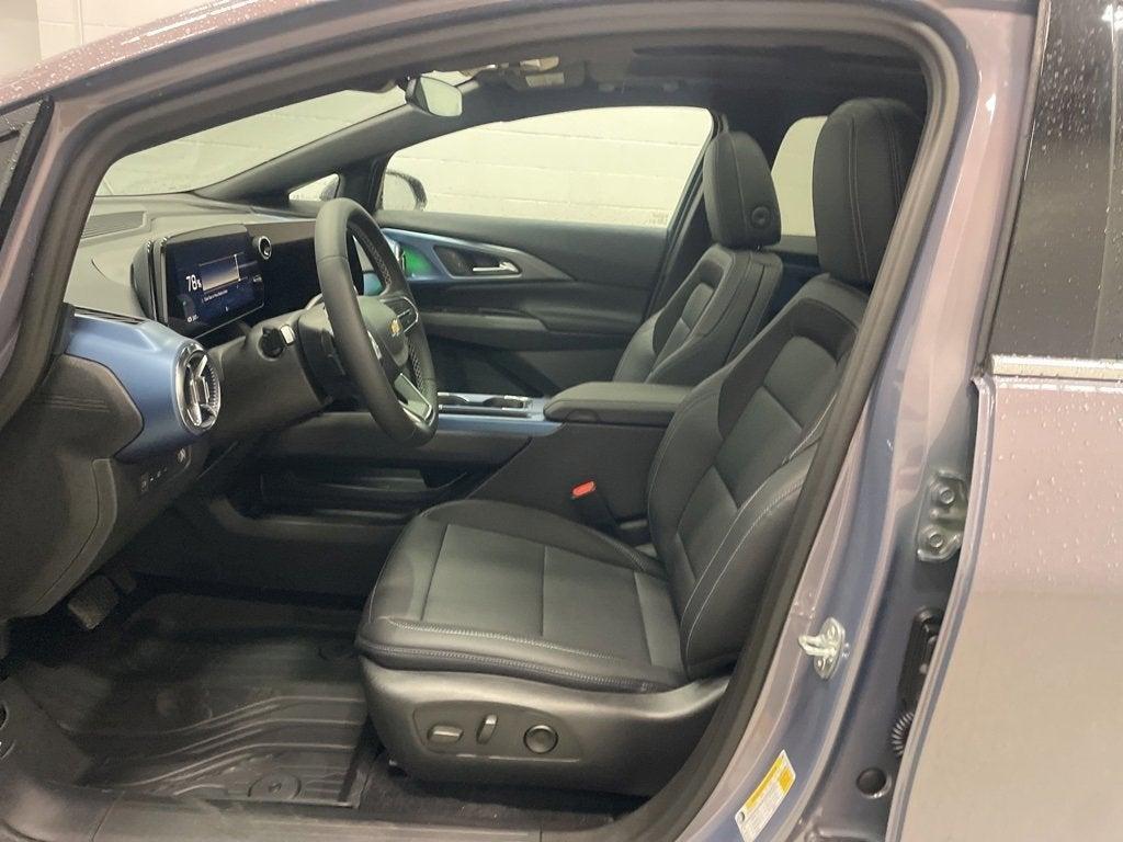 new 2025 Chevrolet Equinox EV car, priced at $40,740