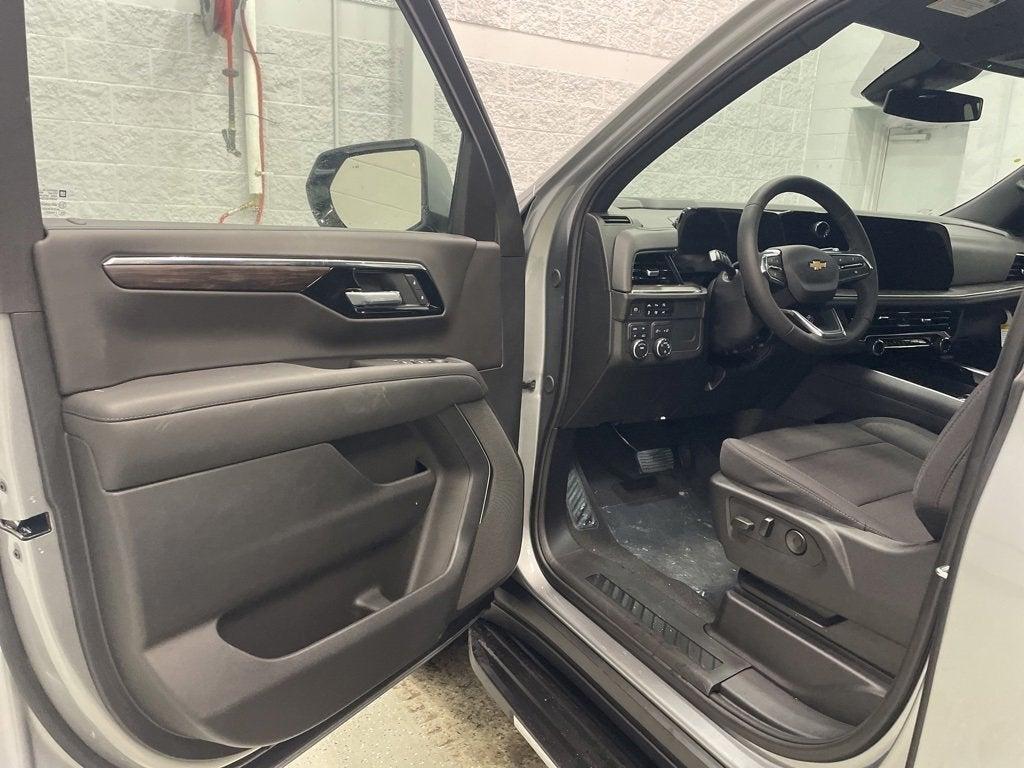 new 2025 Chevrolet Suburban car, priced at $63,999