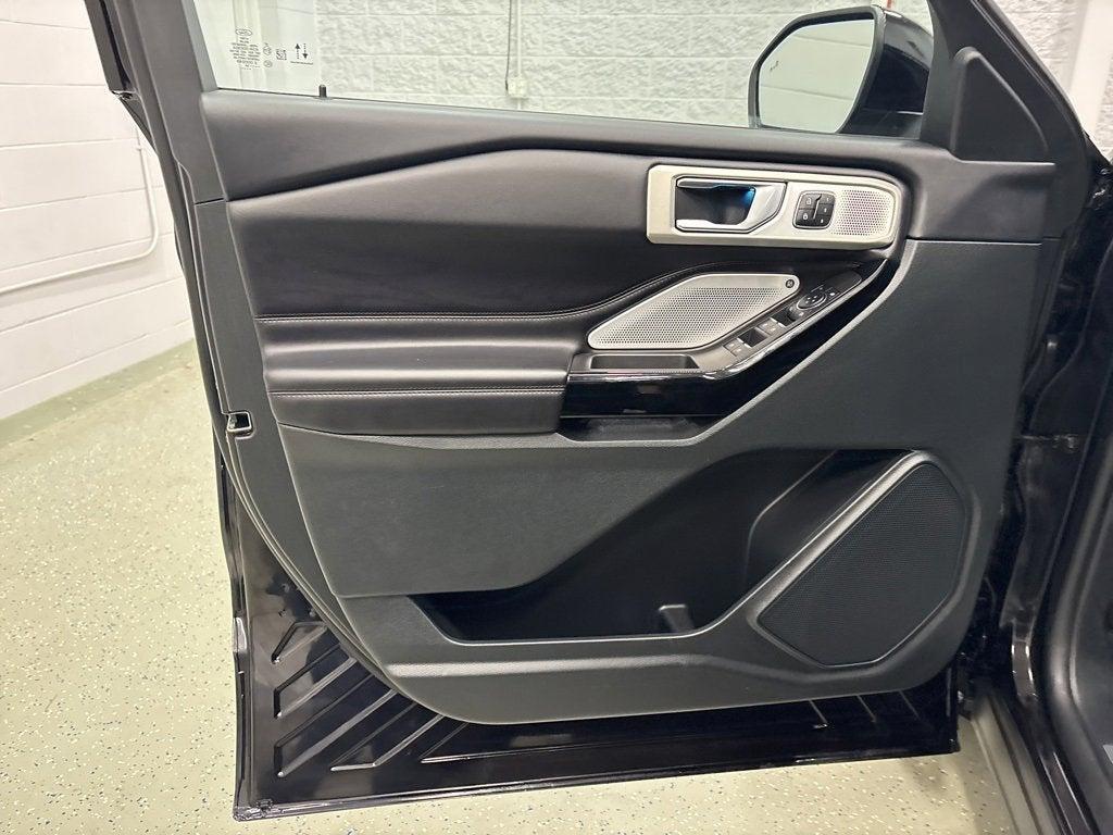 used 2024 Ford Explorer car, priced at $46,999