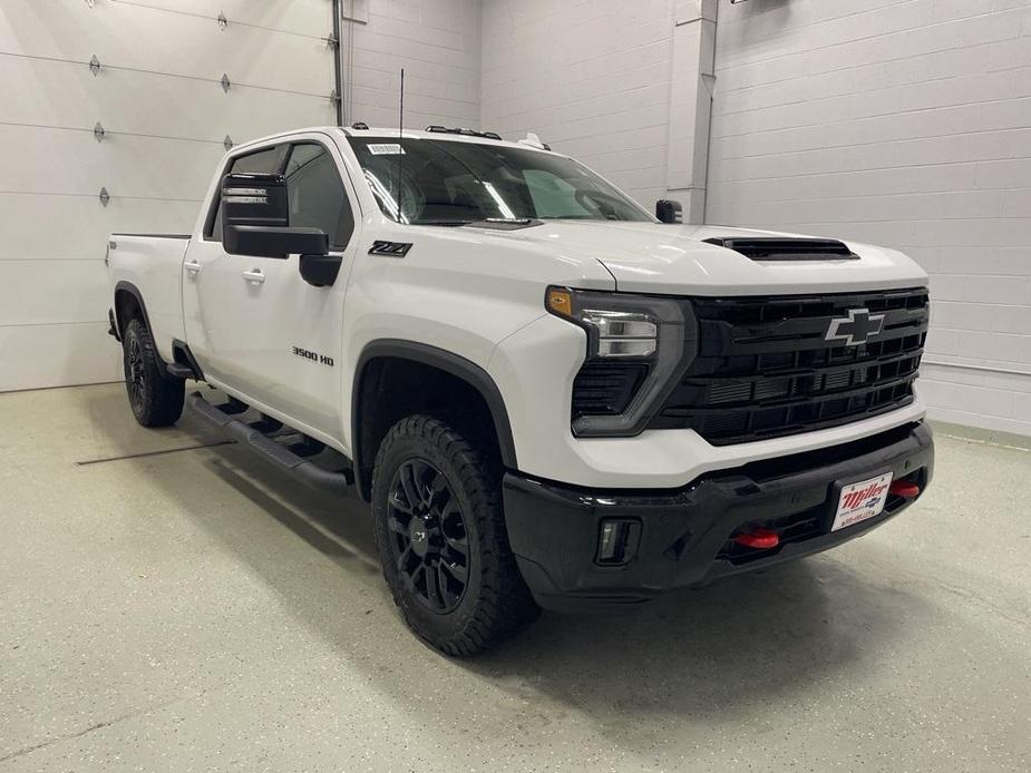 new 2025 Chevrolet Silverado 3500 car, priced at $81,510