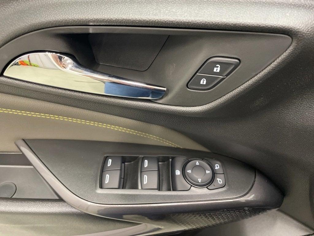 new 2025 Chevrolet Trax car, priced at $25,475