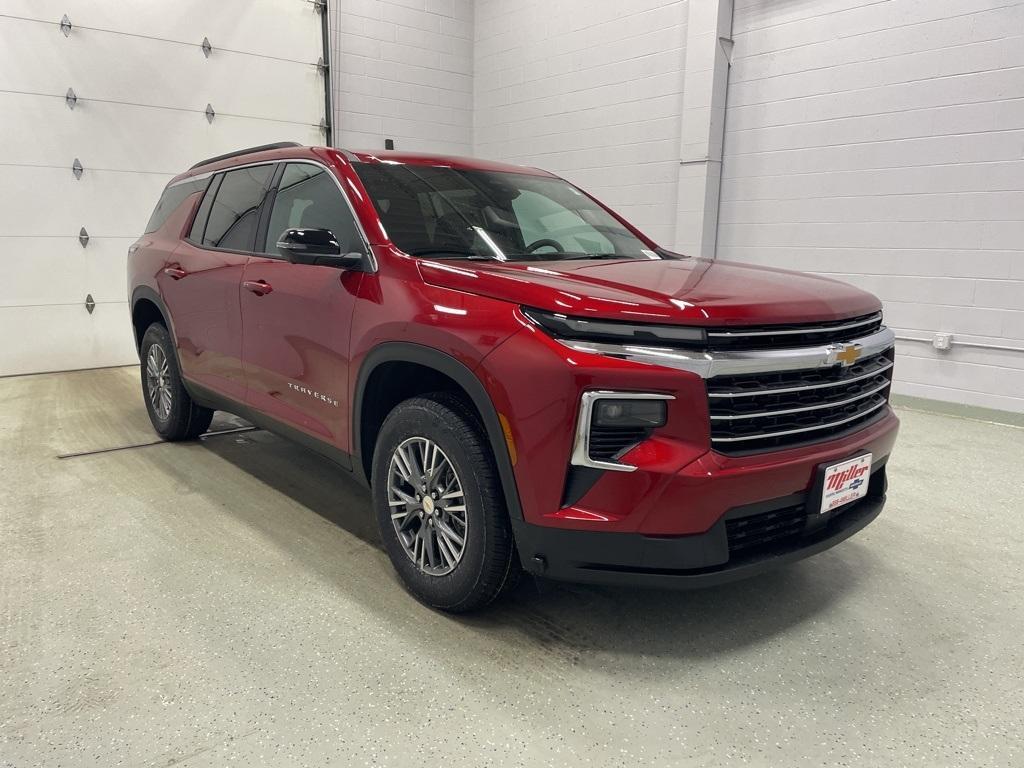 new 2025 Chevrolet Traverse car, priced at $43,090