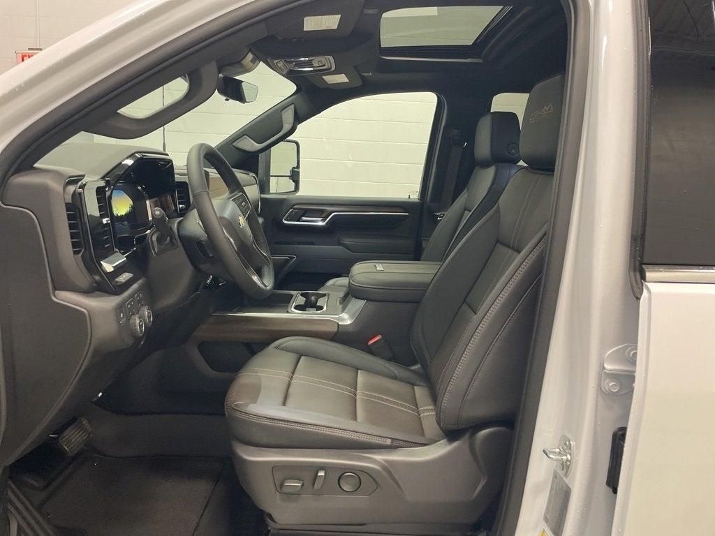 new 2025 Chevrolet Silverado 3500 car, priced at $85,870