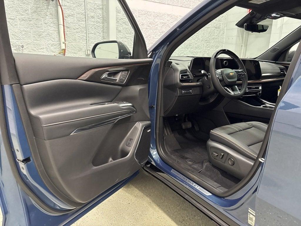 new 2026 Chevrolet Traverse car, priced at $60,570