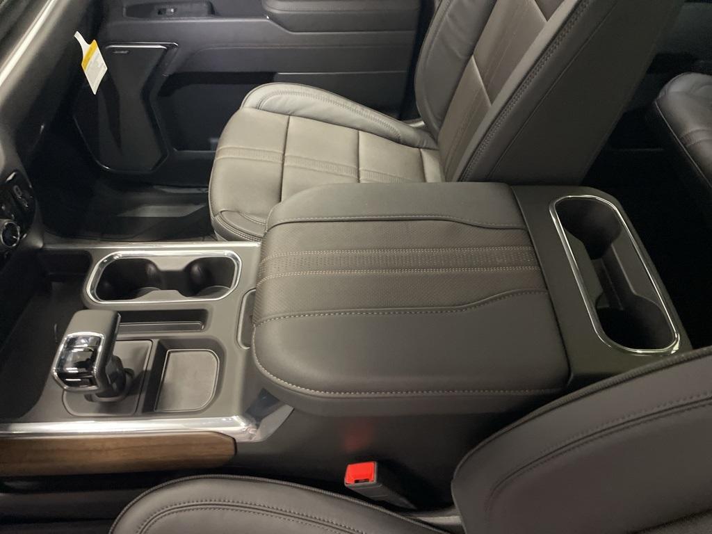 new 2025 Chevrolet Silverado 1500 car, priced at $64,400