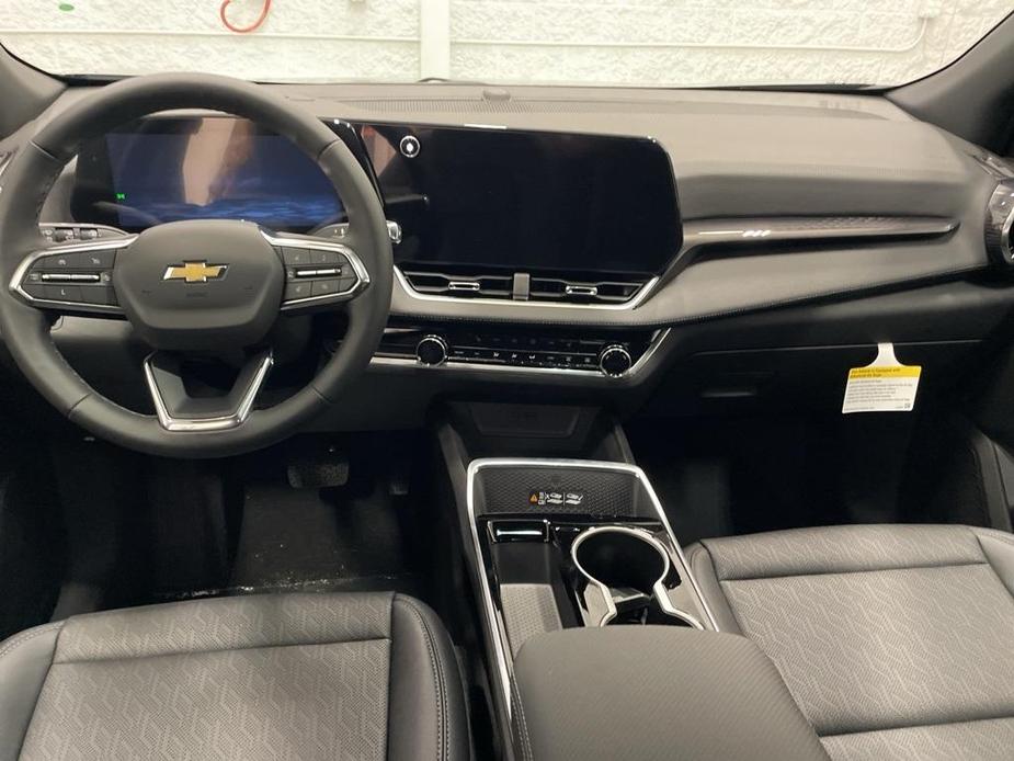 new 2025 Chevrolet Equinox car, priced at $32,925