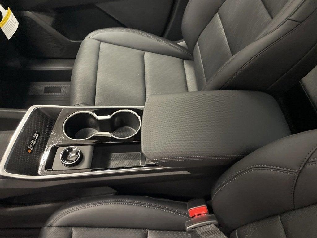 new 2026 Chevrolet Equinox car, priced at $32,440