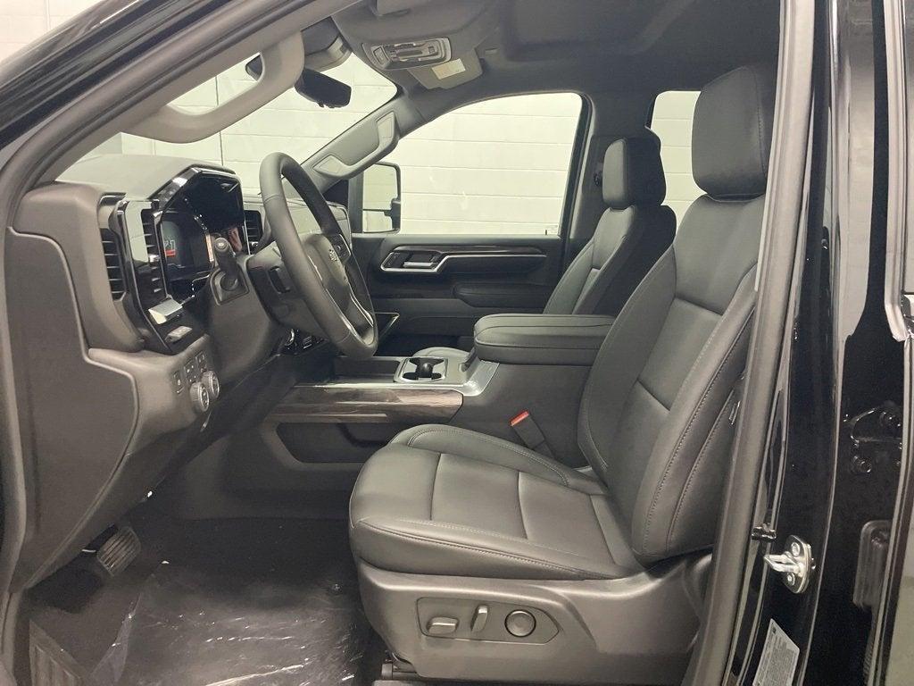 new 2025 Chevrolet Silverado 3500 car, priced at $77,905
