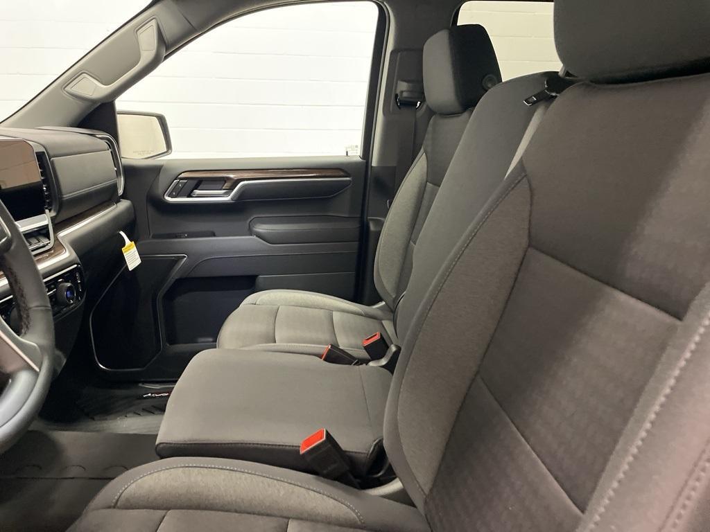 new 2025 Chevrolet Silverado 1500 car, priced at $51,355