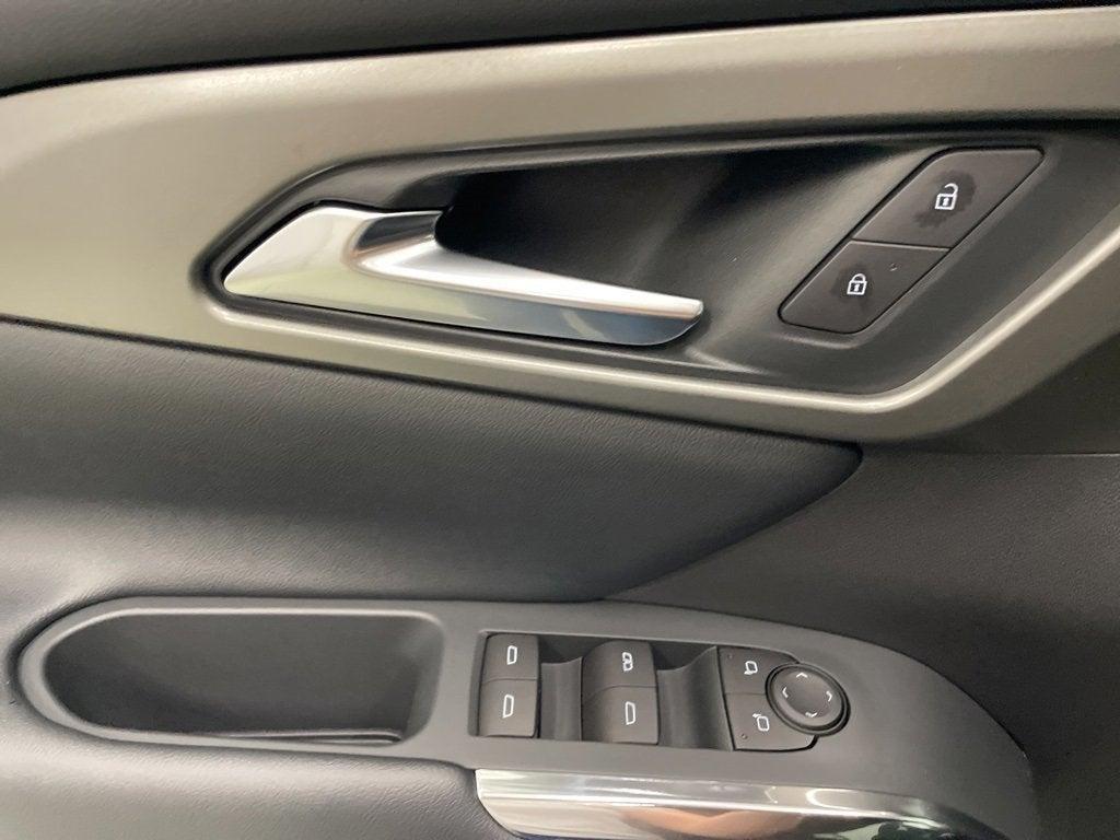 new 2025 Chevrolet Traverse car, priced at $44,930