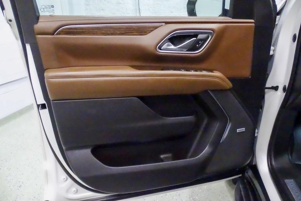 used 2021 Chevrolet Suburban car