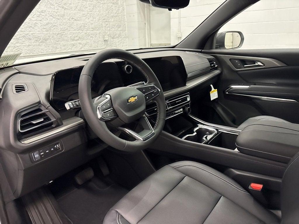 new 2026 Chevrolet Traverse car, priced at $43,920
