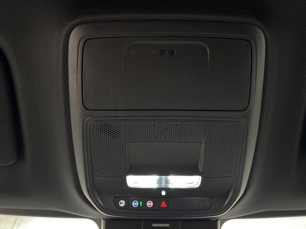 new 2026 Chevrolet Traverse car, priced at $43,920