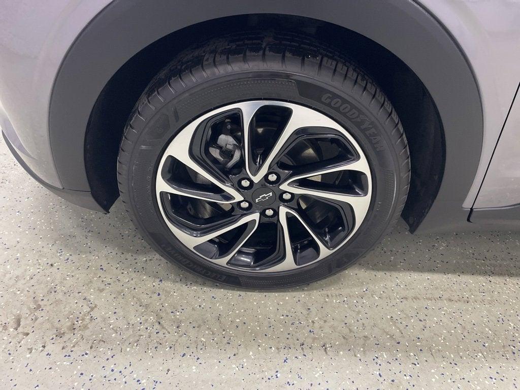 used 2023 Chevrolet Bolt EUV car, priced at $22,999