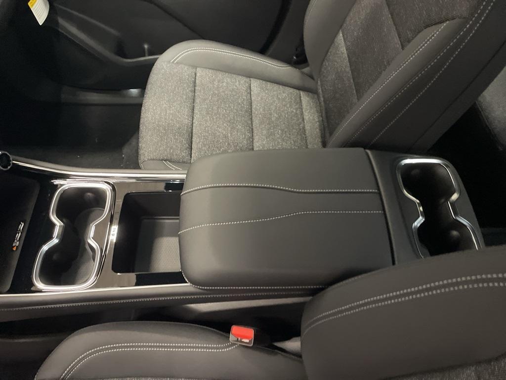 new 2025 Chevrolet Traverse car, priced at $41,999