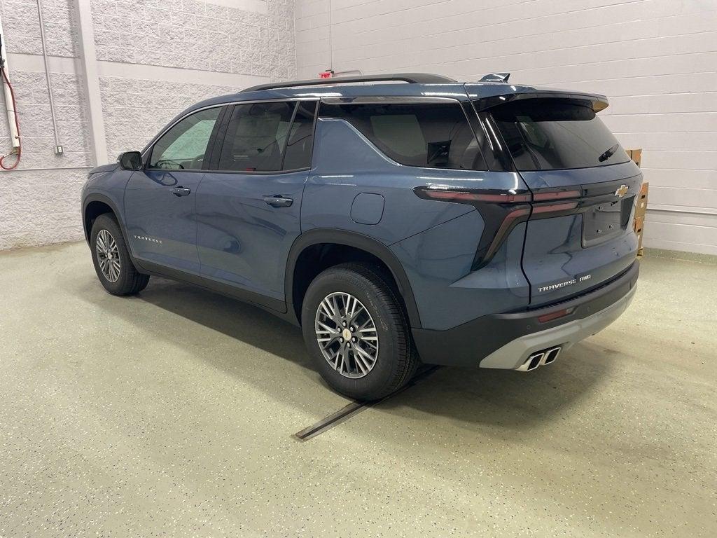 new 2025 Chevrolet Traverse car, priced at $41,999