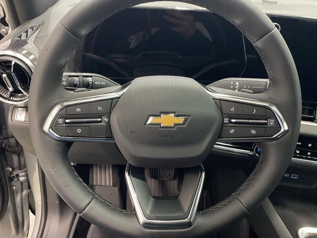 new 2026 Chevrolet Equinox car, priced at $32,440