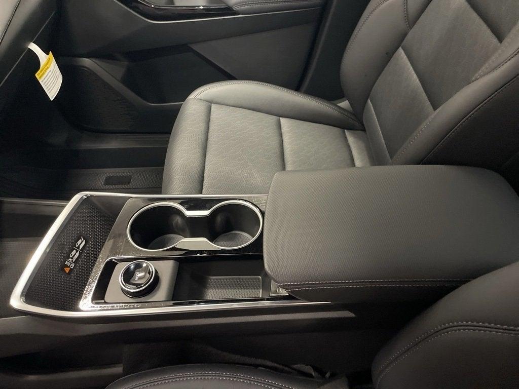 new 2026 Chevrolet Equinox car, priced at $32,440