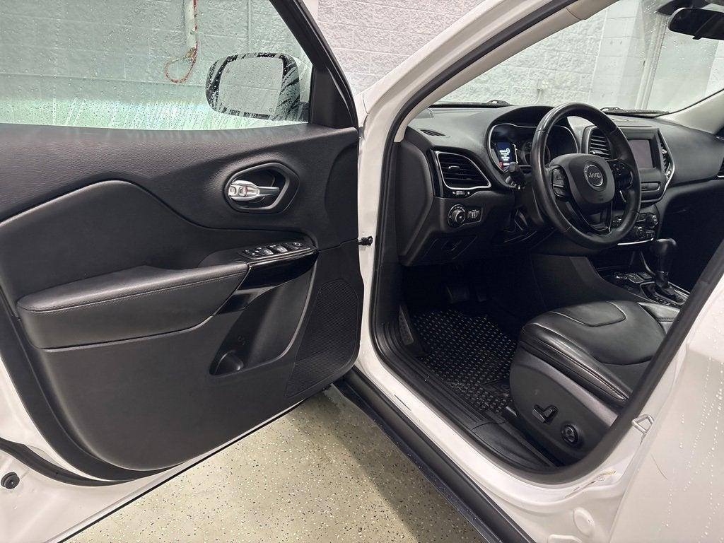 used 2019 Jeep Cherokee car, priced at $18,999