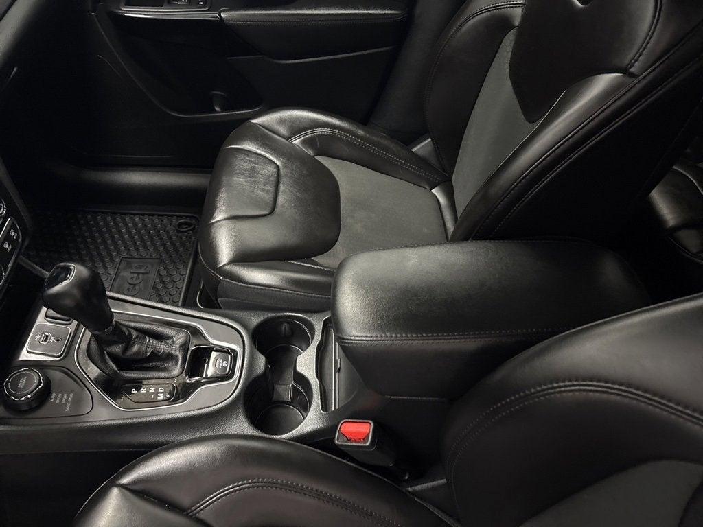 used 2019 Jeep Cherokee car, priced at $18,999