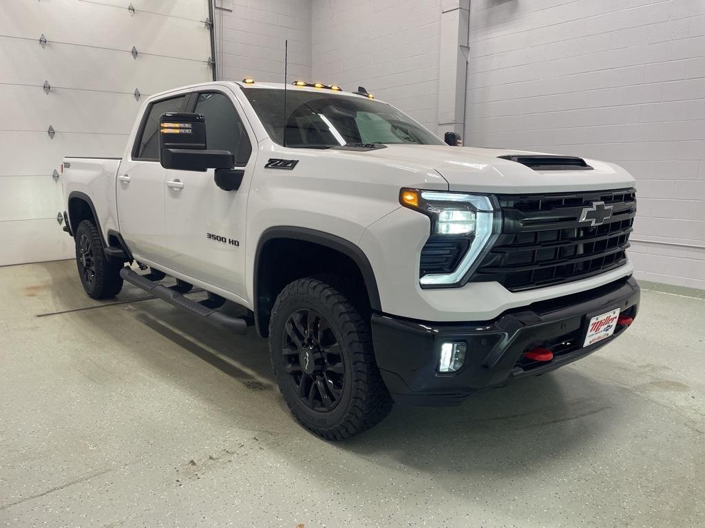 new 2025 Chevrolet Silverado 3500 car, priced at $63,999