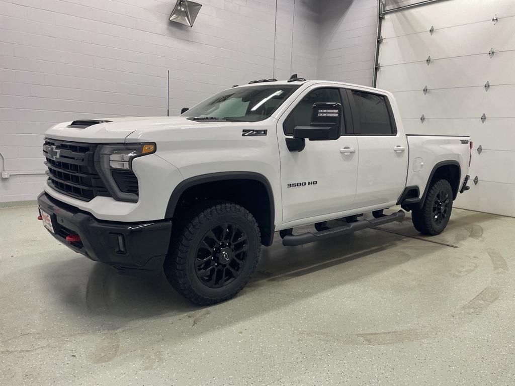 new 2025 Chevrolet Silverado 3500 car, priced at $63,999