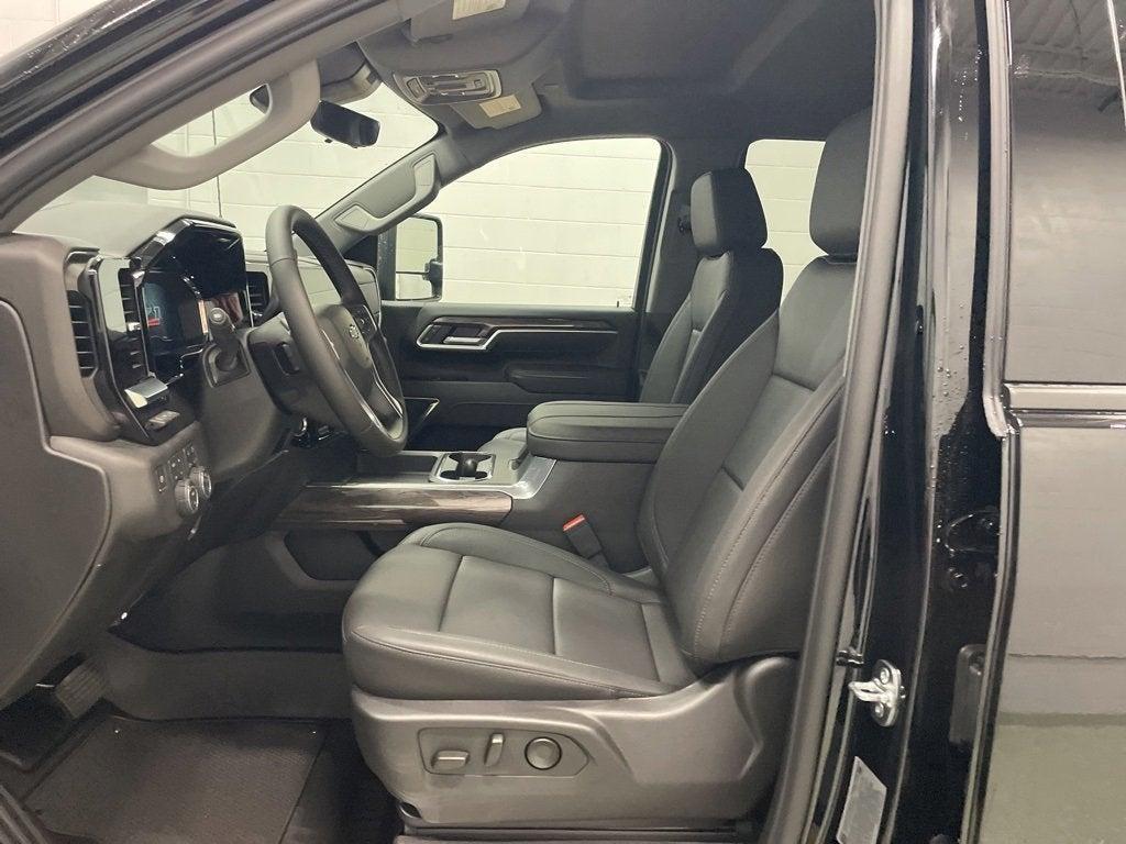 new 2025 Chevrolet Silverado 3500 car, priced at $79,160