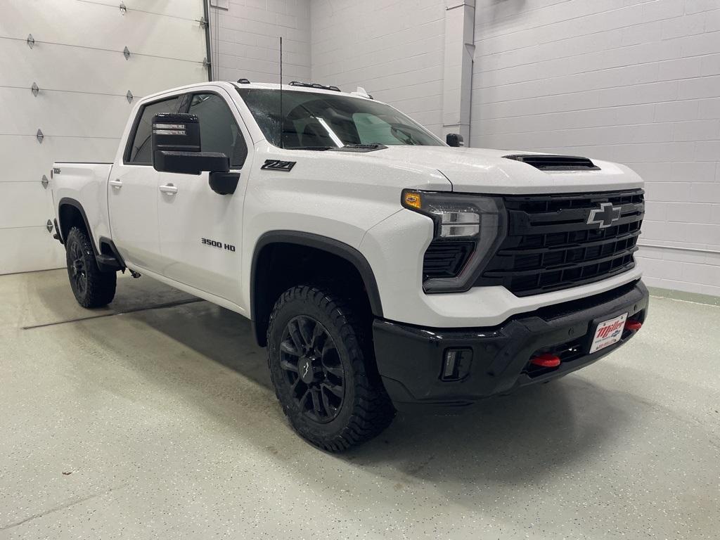 new 2025 Chevrolet Silverado 3500 car, priced at $77,920