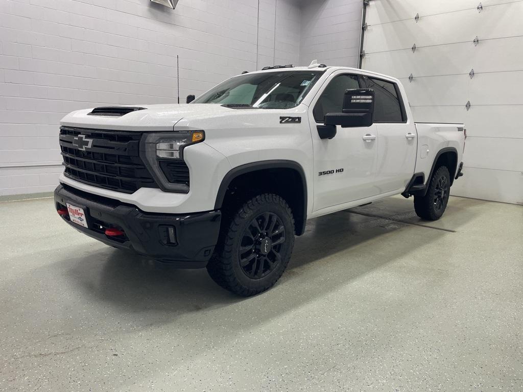 new 2025 Chevrolet Silverado 3500 car, priced at $77,920