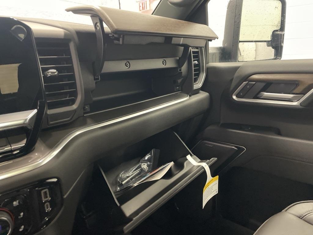 new 2025 Chevrolet Silverado 3500 car, priced at $73,895
