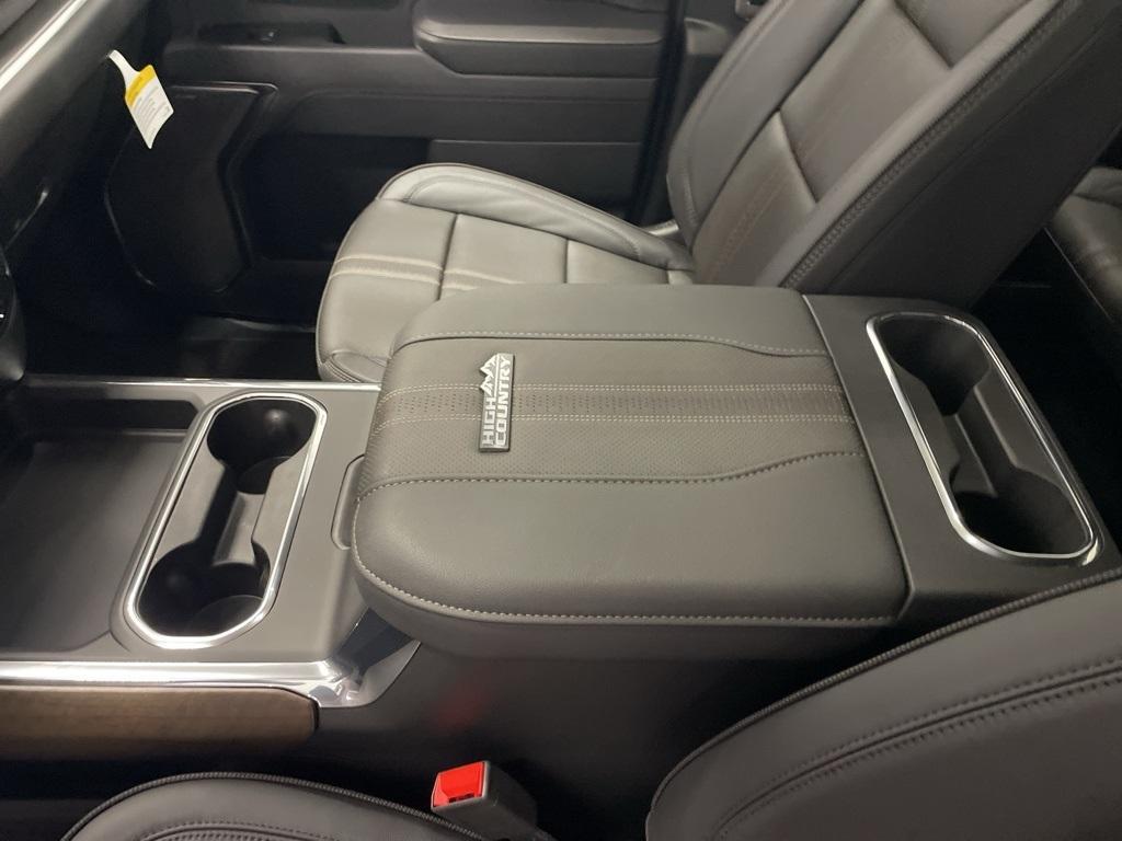 new 2025 Chevrolet Silverado 3500 car, priced at $73,895