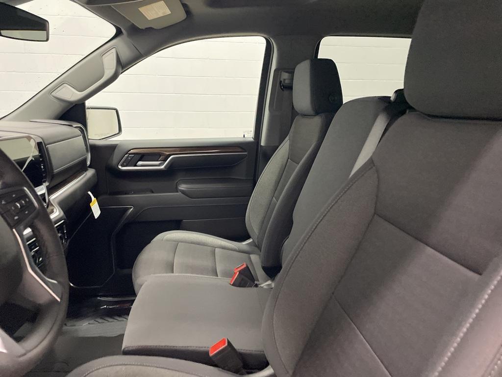 new 2025 Chevrolet Silverado 1500 car, priced at $51,355