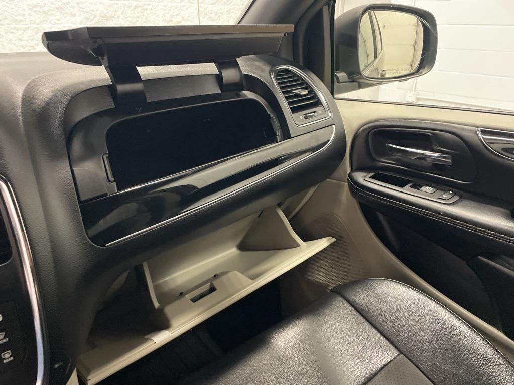 used 2019 Dodge Grand Caravan car