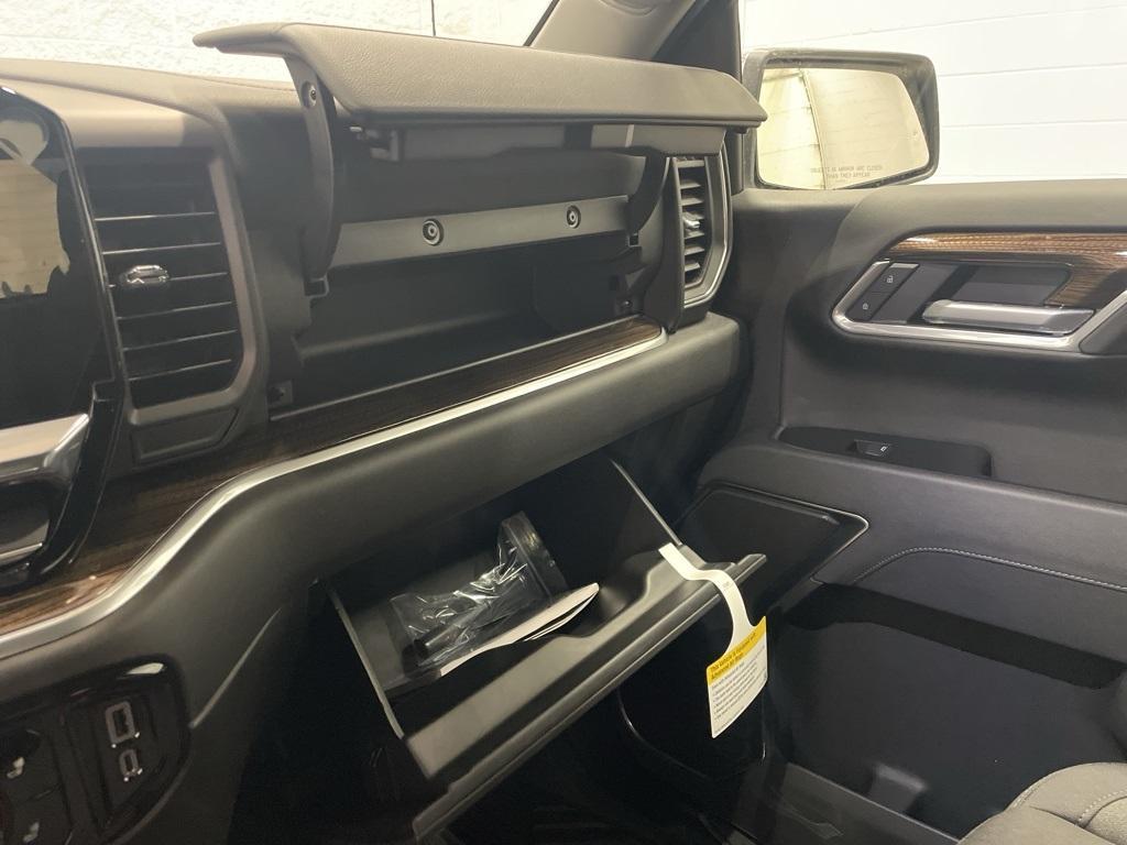 new 2025 Chevrolet Silverado 1500 car, priced at $49,070