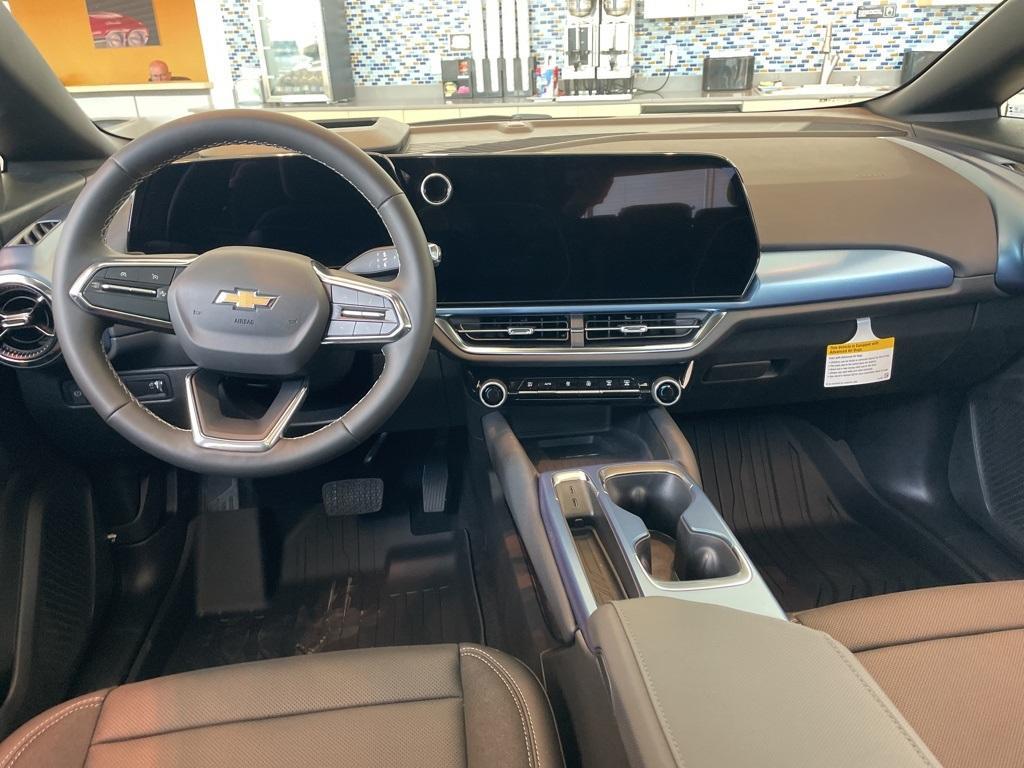 new 2025 Chevrolet Equinox EV car, priced at $44,340