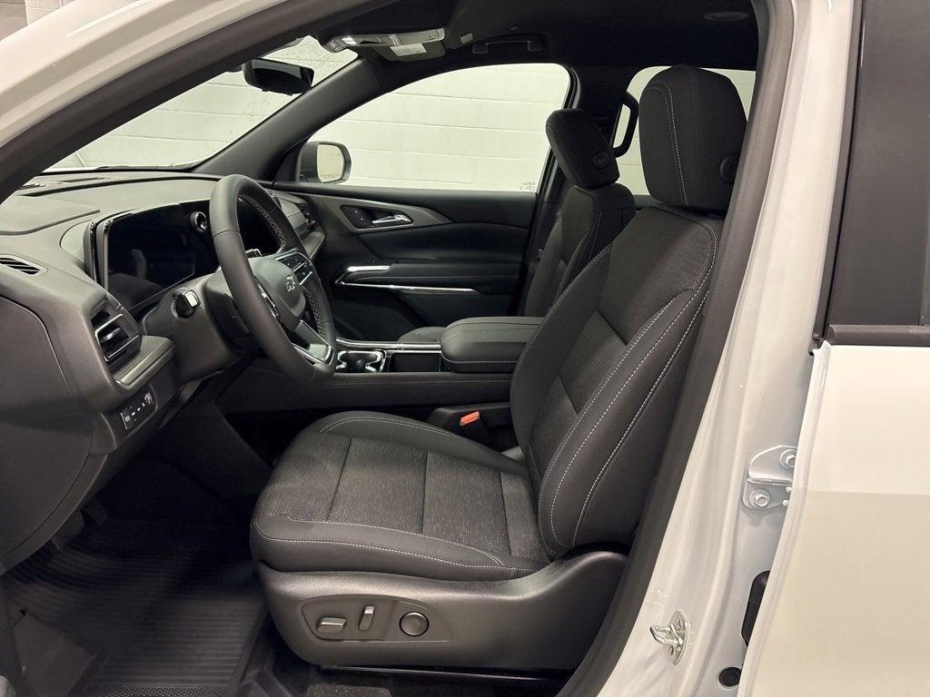 new 2026 Chevrolet Traverse car, priced at $45,730