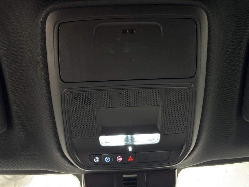 new 2026 Chevrolet Traverse car, priced at $45,730