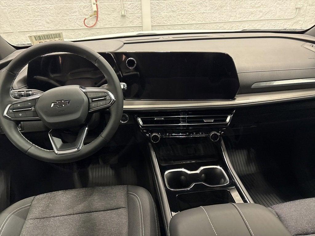 new 2026 Chevrolet Traverse car, priced at $45,730