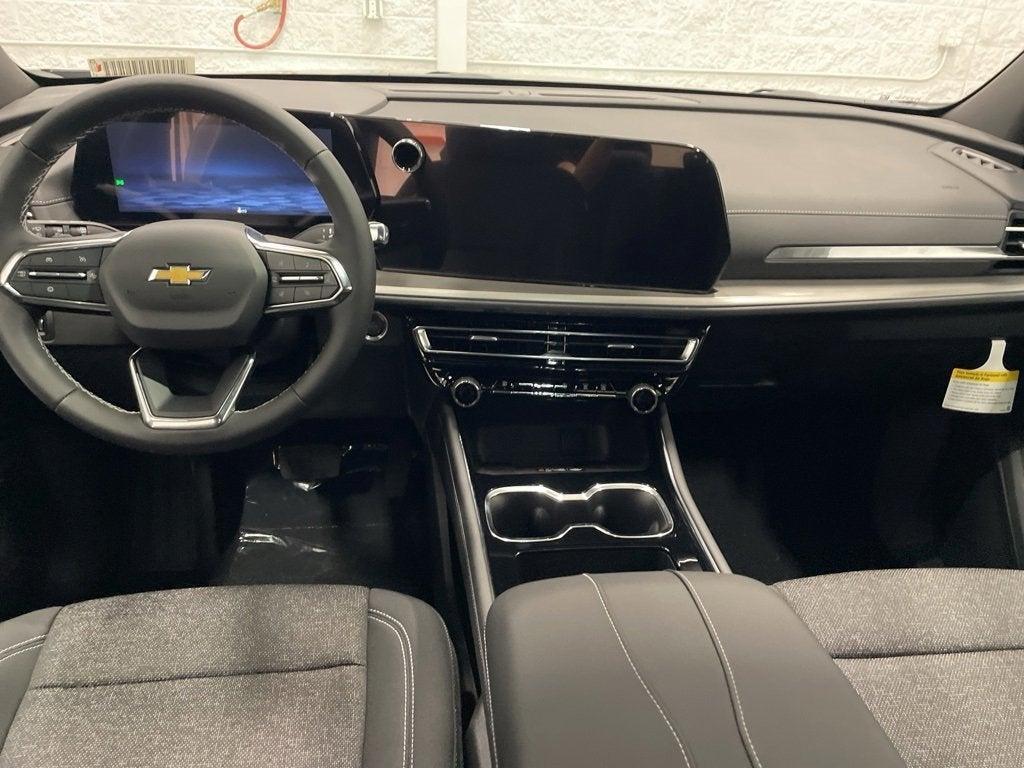 new 2025 Chevrolet Traverse car, priced at $41,999