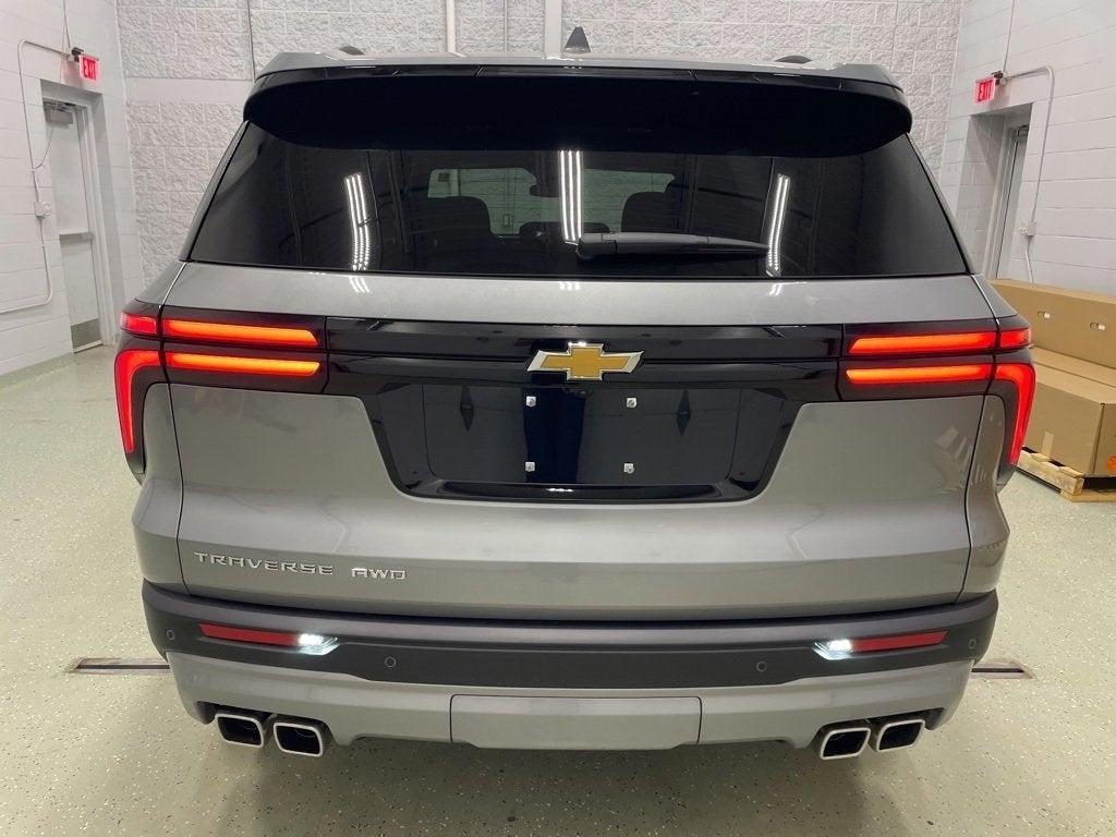 new 2025 Chevrolet Traverse car, priced at $41,999