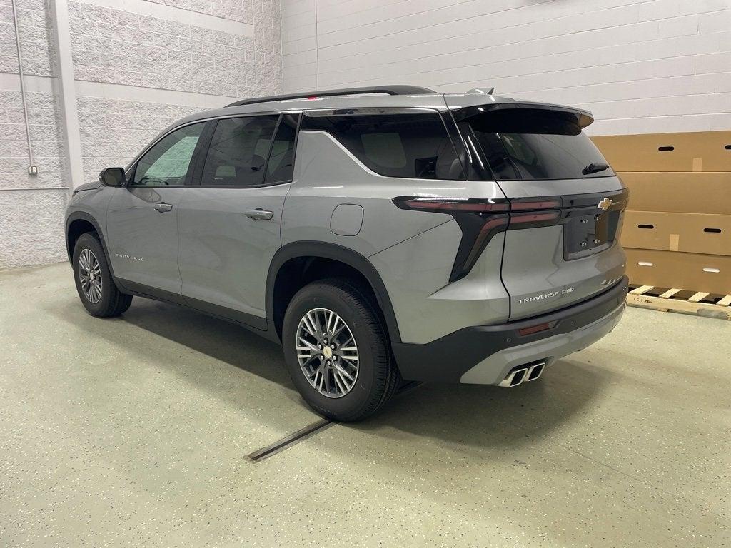 new 2025 Chevrolet Traverse car, priced at $41,999