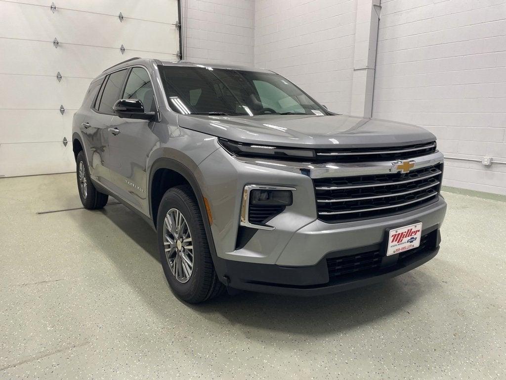 new 2025 Chevrolet Traverse car, priced at $41,999