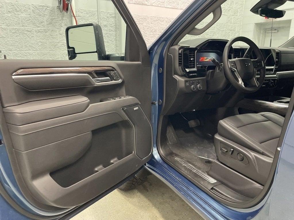 new 2025 Chevrolet Silverado 3500 car, priced at $77,430