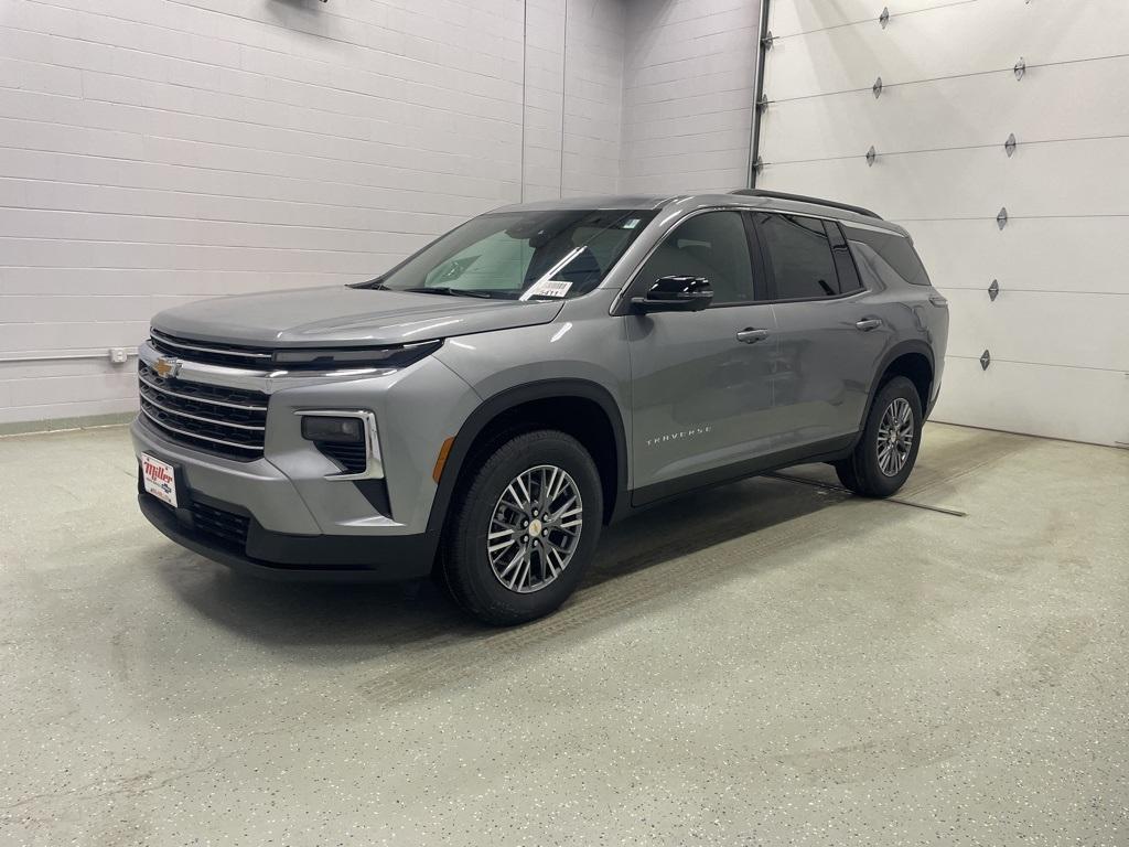 new 2025 Chevrolet Traverse car, priced at $42,999